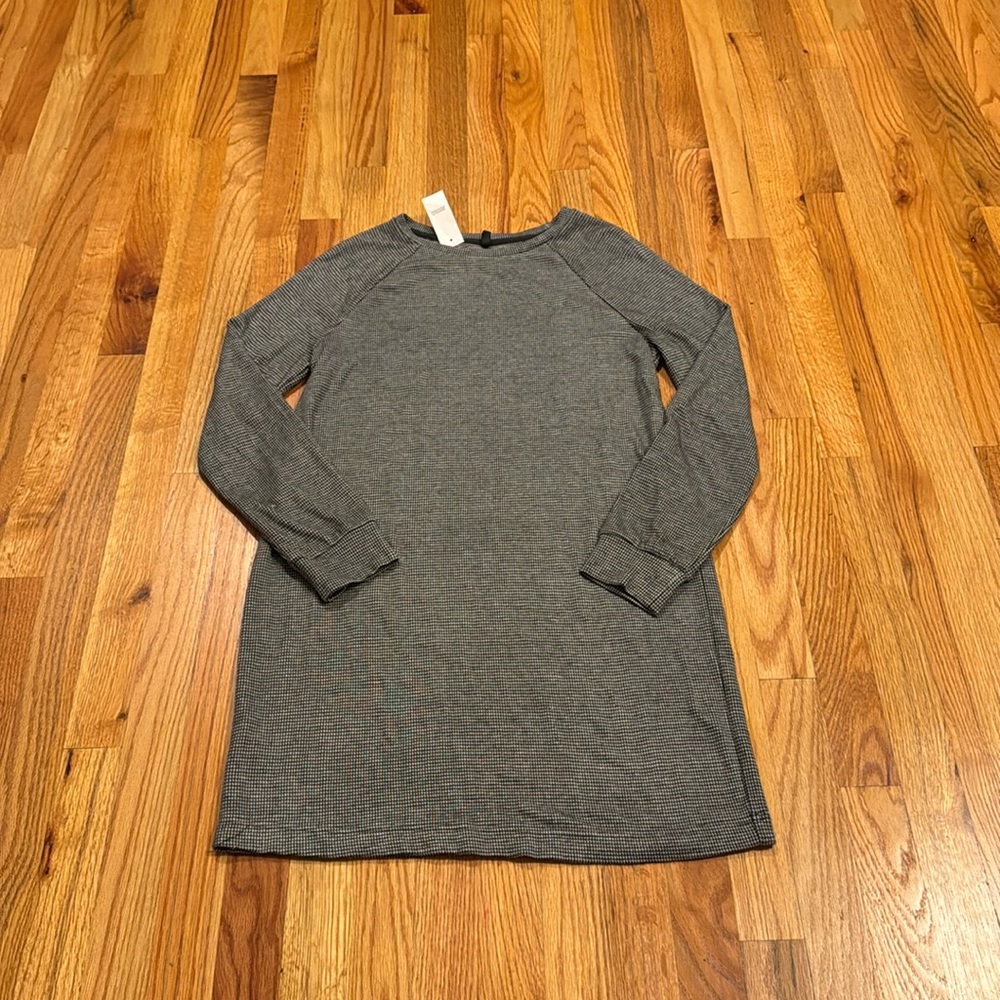 Lou & Grey Long Sleeve Dress - Picture 2 of 5